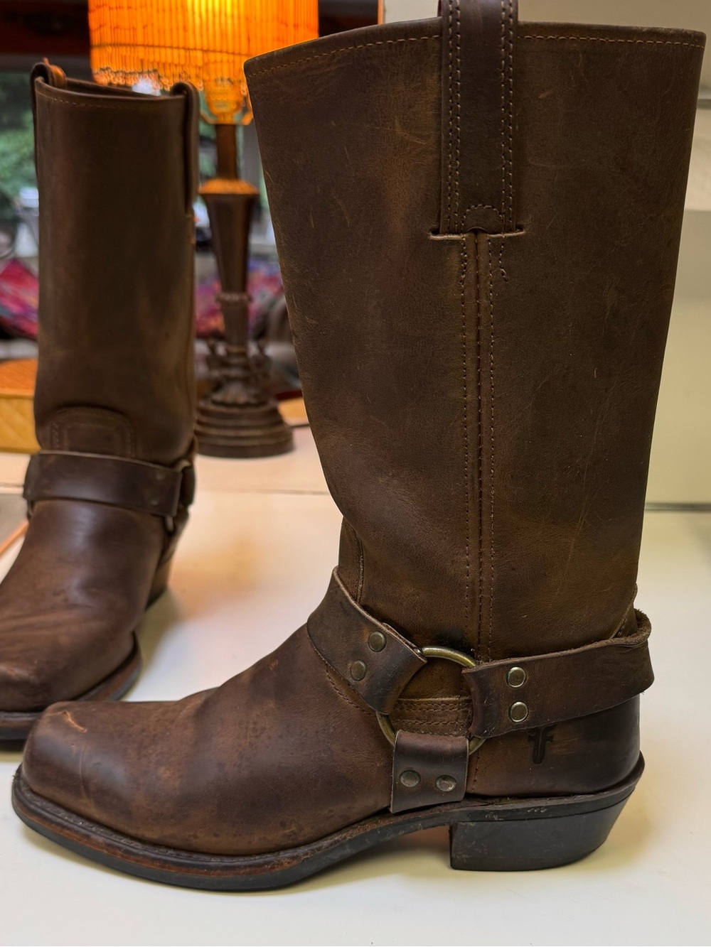 Frye harness, chestnut, brown leather iconic women’s 8 1/2 medium forever boots
